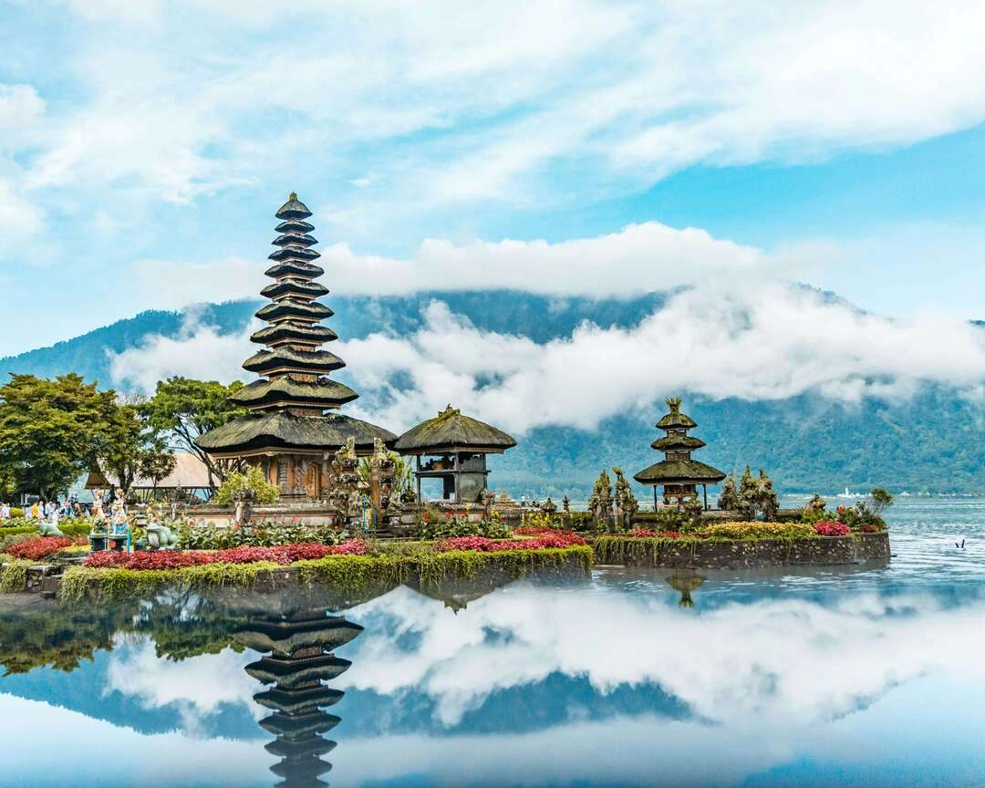 The Ultimate Guide to Casloop Studio: A Bold Type Design Studio in Bali Shaping the Future of Fonts